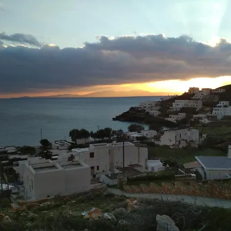 A Modern House At Ormos Giannaki Beach